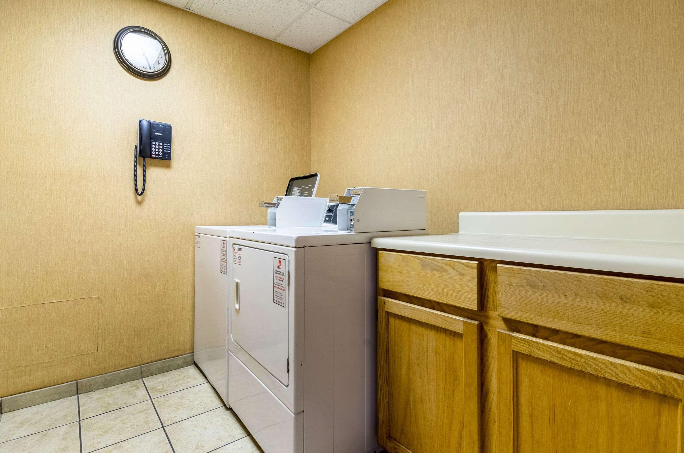 Quality Inn Lumberton Bagian luar foto