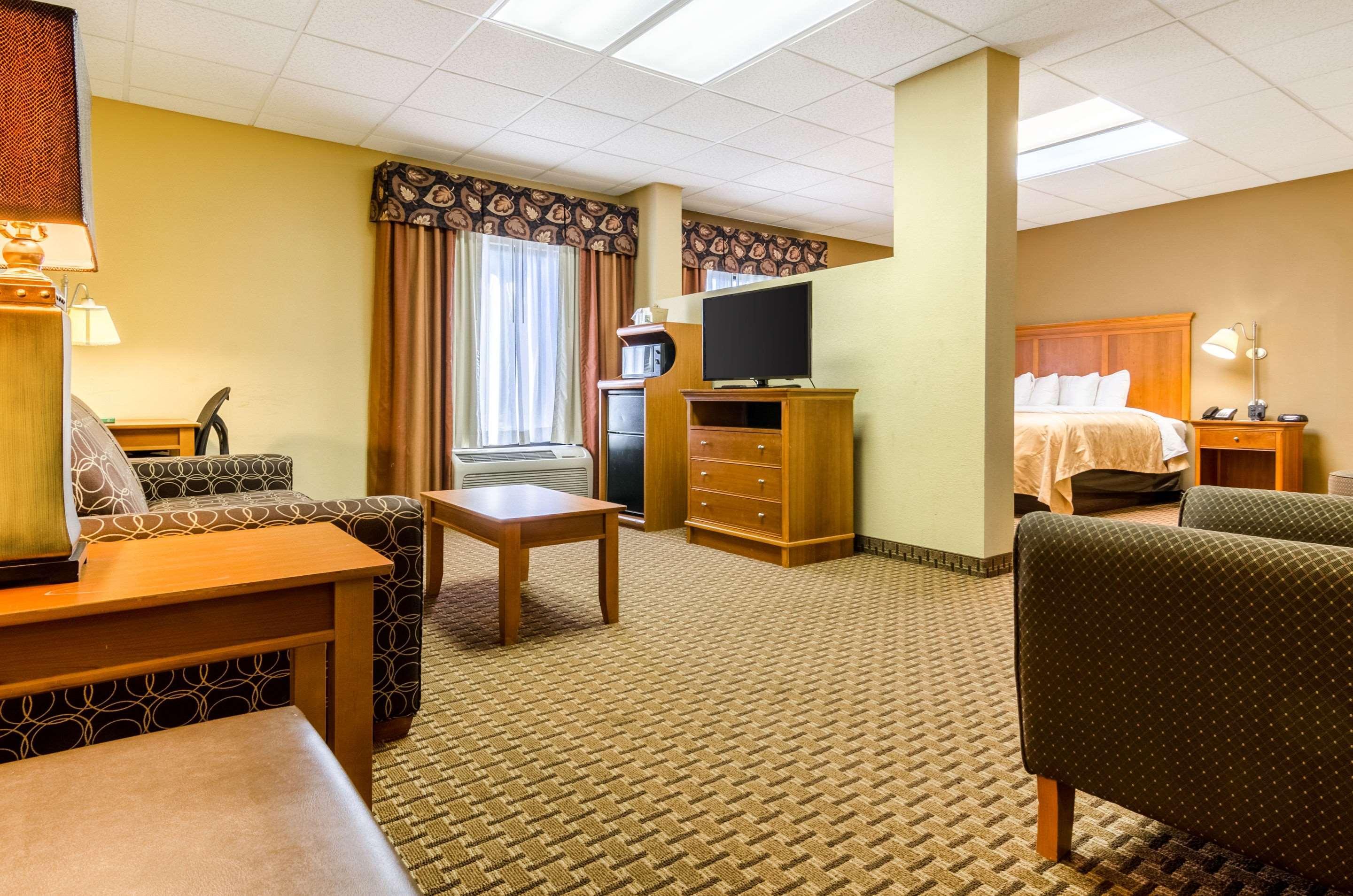 Quality Inn Lumberton Bagian luar foto