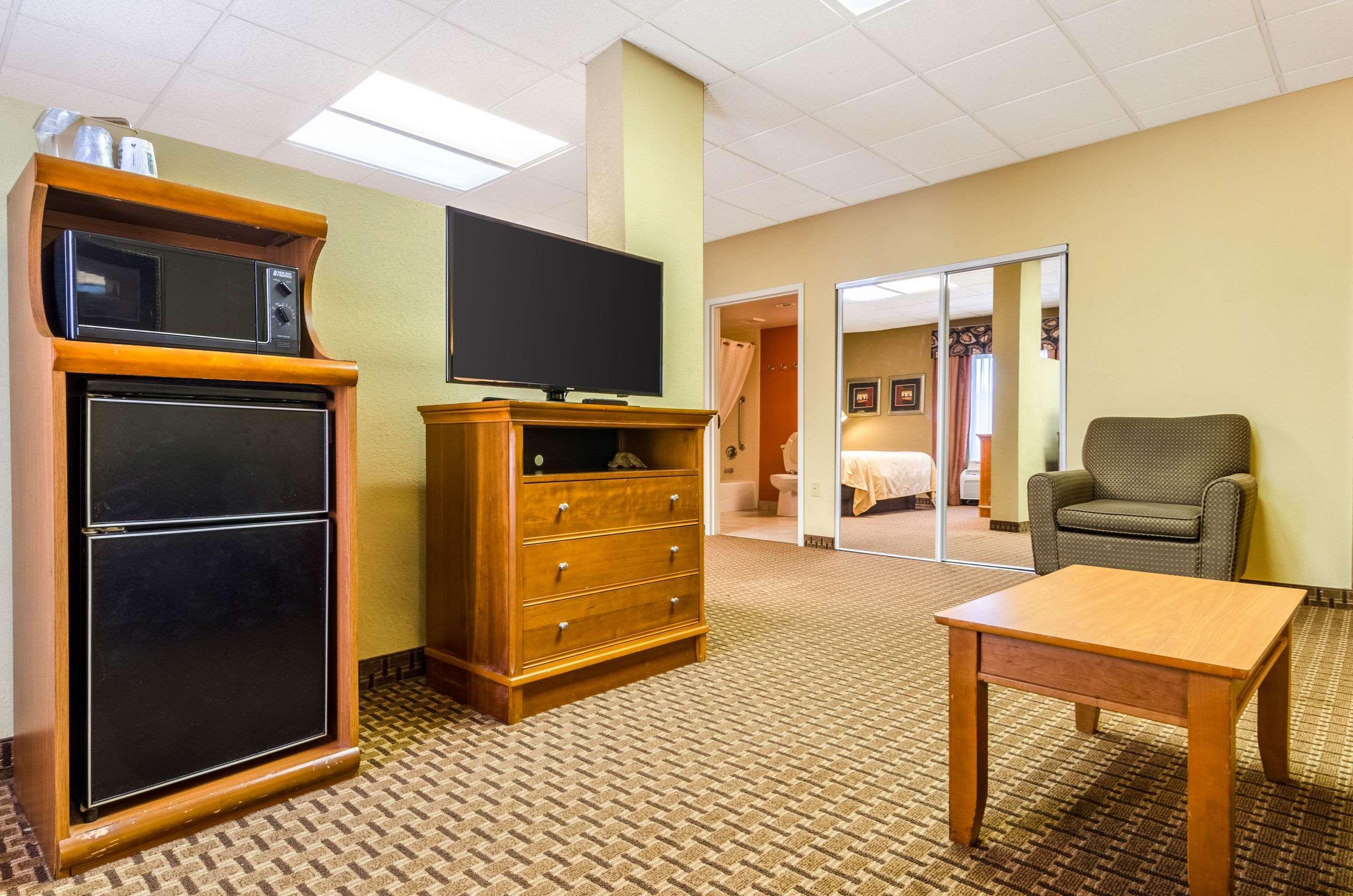 Quality Inn Lumberton Bagian luar foto