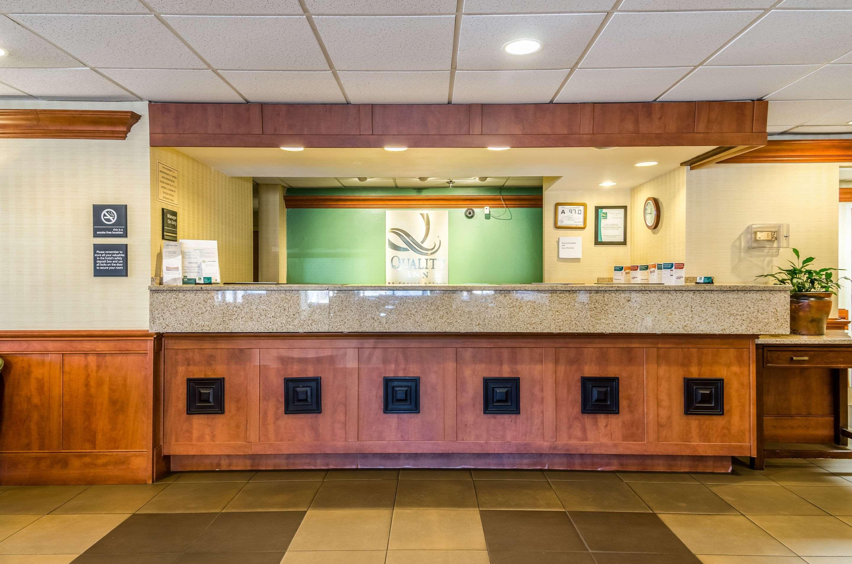 Quality Inn Lumberton Bagian luar foto